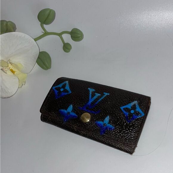 Authentic Louis Vuitton 4Key Wallet/Card Holder - Picture 3 of 11